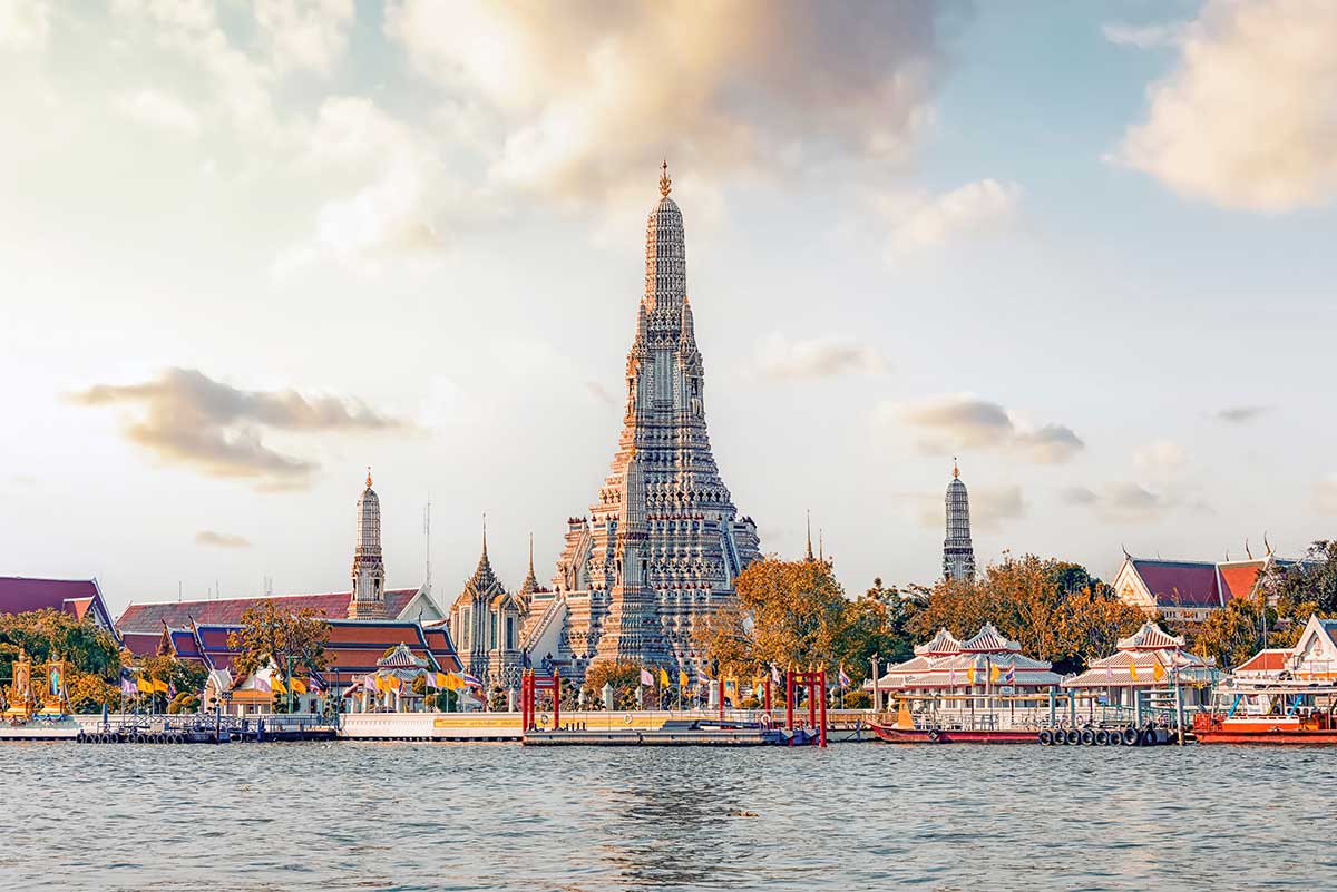 Bangkok 1 Day Trip - Wat Arun - Tha Tien